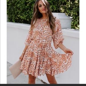 VICI leopard print pleaded dress